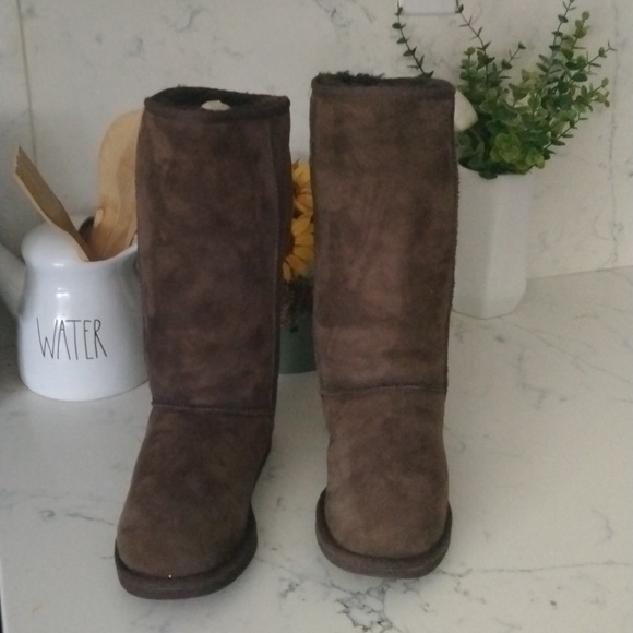 UGG CLASSIC TALL BOOTS WOMEN'S - Picture 2 of 9